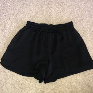 Aritzia Talula Shorts